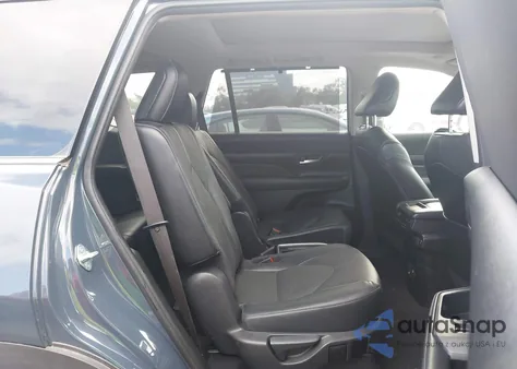 2024 Toyota Grand Highlander Platinum из США, поврежденный, VIN 5TDAAAB59RS017504